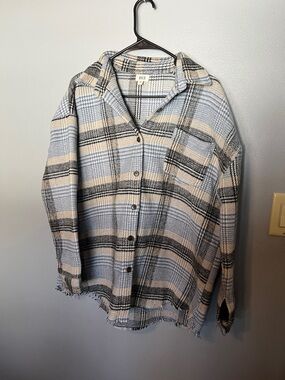 BKE Light Blue Cream and Black Plaid Button-Up Shirt Jacket
